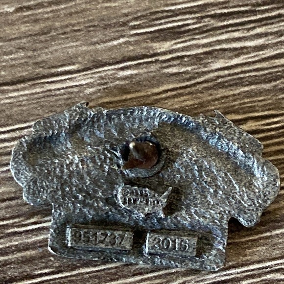 World’s Greatest Dad pewter pin Father’s Day holiday gift birthday party family - Picture 4 of 10